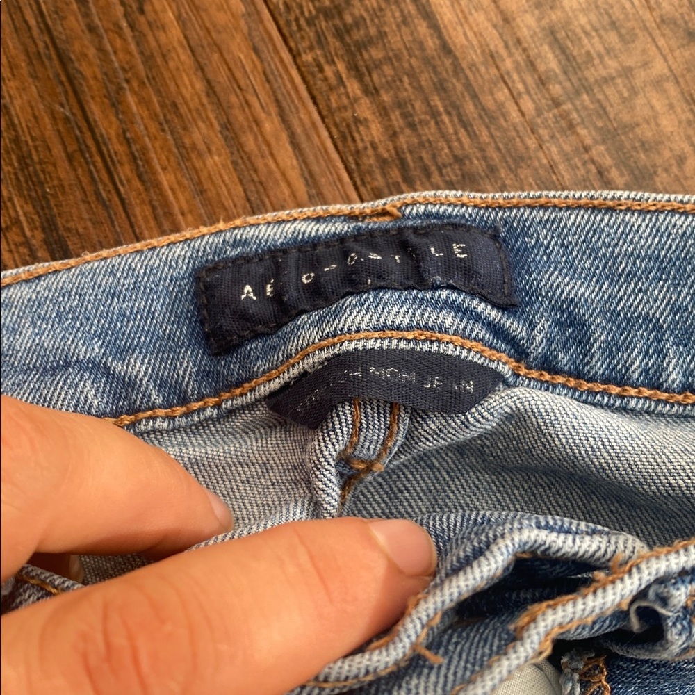 Aeropostale Women's Straight mom Leg Jeans - Medium Blue - Picture 2 of 10